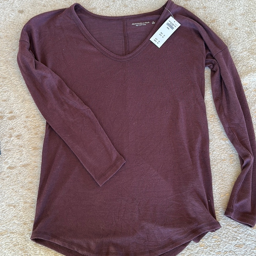 NWT Abercrombie & Fitch long sleeve